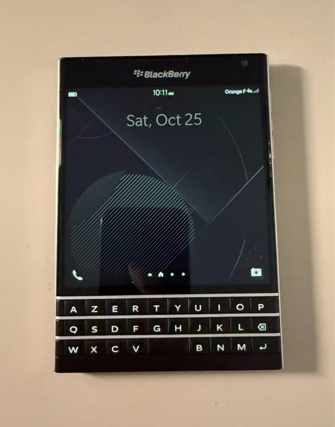 Goede werkend blackberry passport black edition met spotify, Ophalen of Verzenden