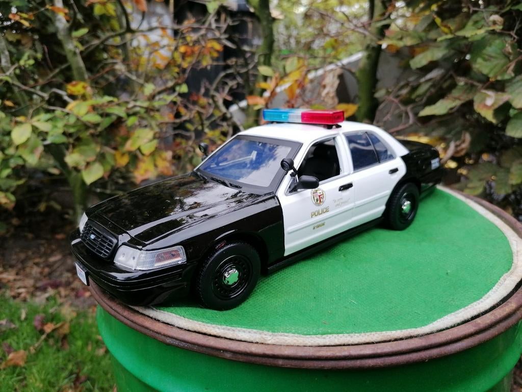1:18 Ford Crown Victoria uit 2001 Police Car Greenlight, Hobby en Vrije tijd, Modelauto's | 1:18, Ophalen of Verzenden, Nieuw