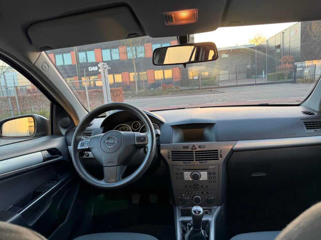 Opel Astra Wagon 1.6 Enjoy, Voorwielaandrijving, 15 km/l, Gebruikt, 4 cilinders