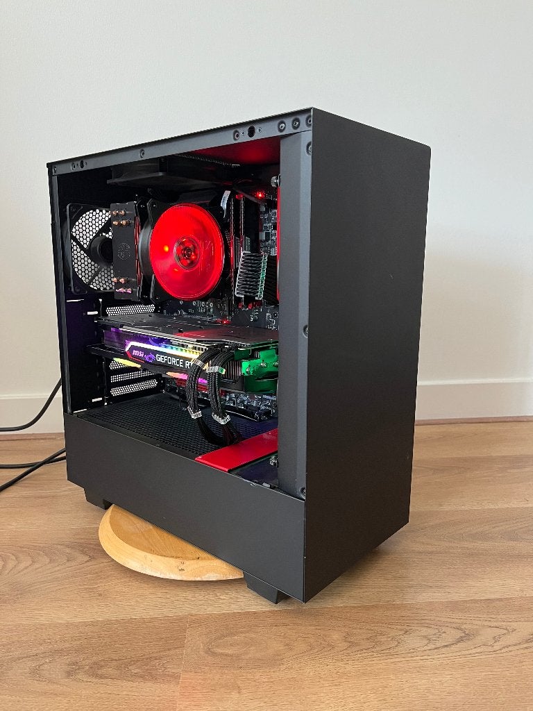 Garantie! ~ Game pc Ryzen 5, RTX 2070 SUPER, 16GB RAM, 500GB, Halderhof 16, 6721 XR BENNEKOM, Zelf gebouwde pc, Virtual Reality