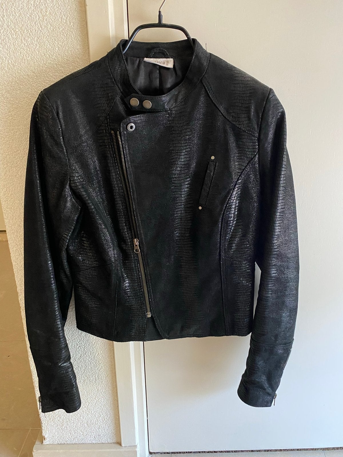 Zwart leren bikerjack met slangenprint - Maat 36, Verzenden, Nieuw, Maat 36 (S), Zwart