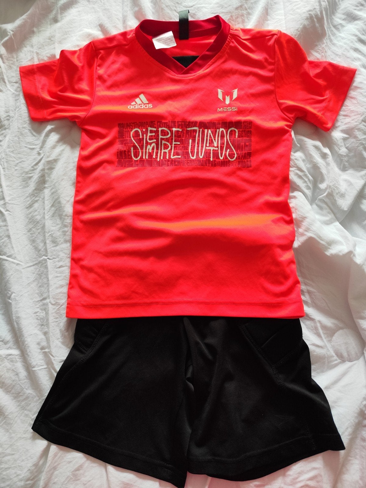 Adidas Messi T-shirt & Voetbalbroekje Maat 128, Ophalen of Verzenden