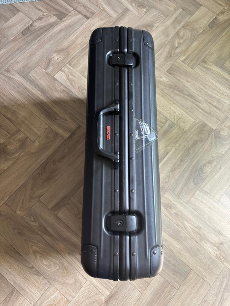 Rimowa koffer, Hard kunststof, 45 tot 55 cm, Ophalen of Verzenden, Zo goed als nieuw