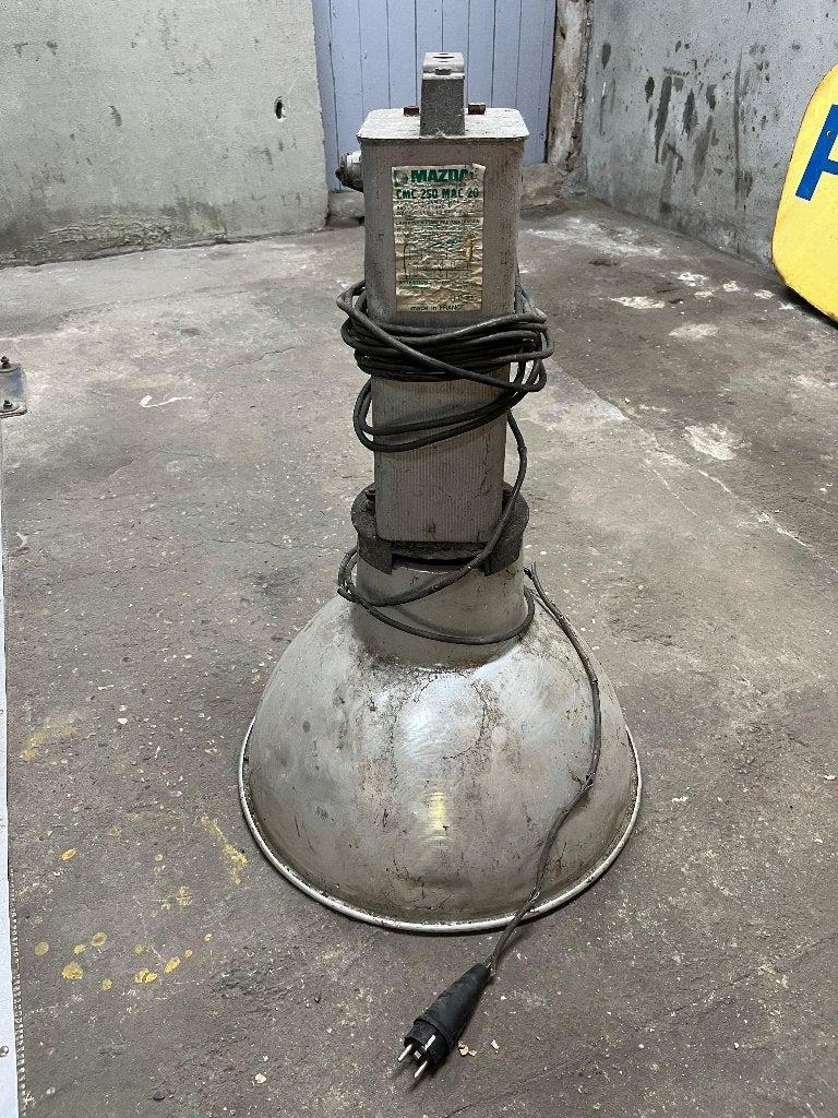 Vintage industriële fabriekslamp – Mazda France, Ophalen, Gebruikt, 50 tot 75 cm, Industrieel/vintage