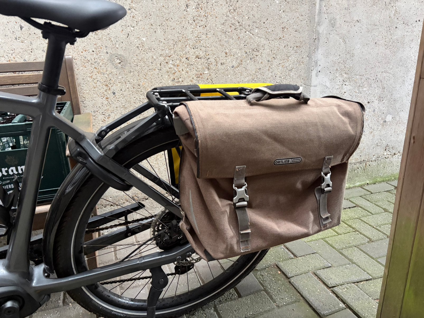 Ortlieb fietstas, Ophalen, Gebruikt