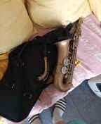 Oude saxofoon, Ophalen of Verzenden, Gebruikt, Hout, Met koffer