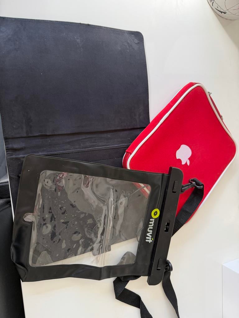 iPad hoezen en bescherming - diverse modellen, Computers en Software, Tablet-hoezen, Ophalen of Verzenden, Gebruikt, 10 inch, Bescherming voor- en achterkant
