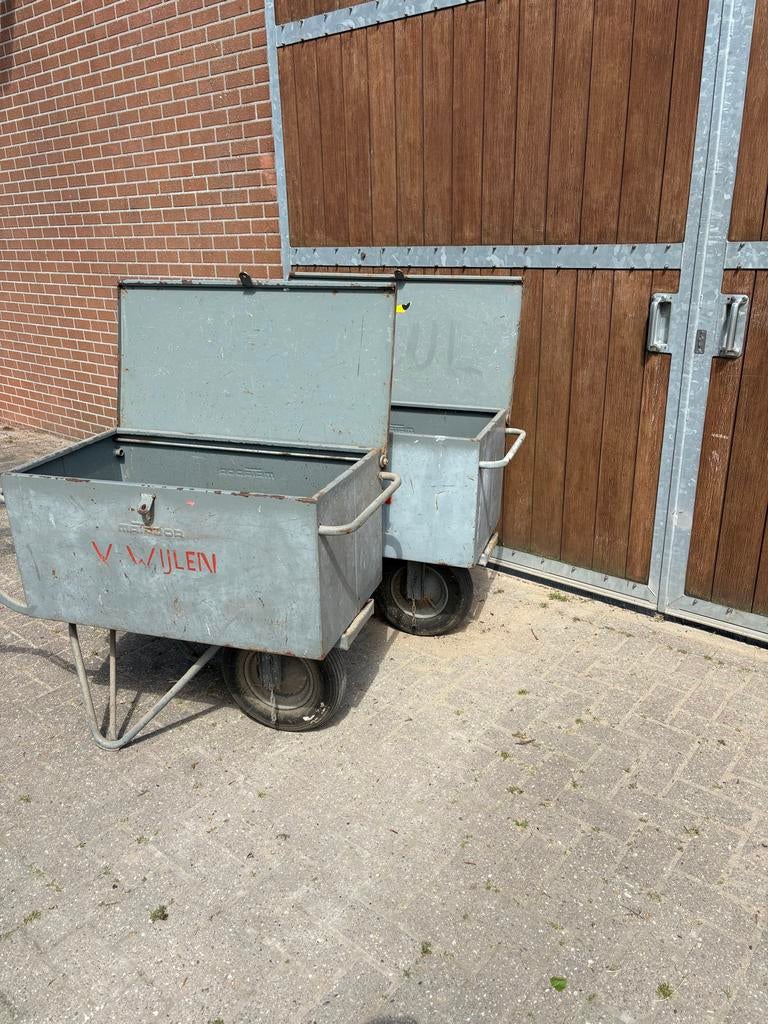 2 Matador kruiwagens 70 euro per stuk, Ophalen of Verzenden, Gebruikt, Handmatig, Eenwielig