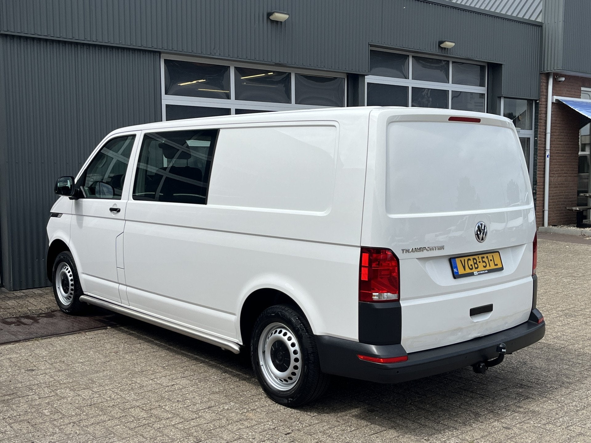 Volkswagen Transporter 2.0 TDI L2H1 DC 150pk Airco Cruise co, Voorwielaandrijving, Gebruikt, 4 cilinders, 150 pk