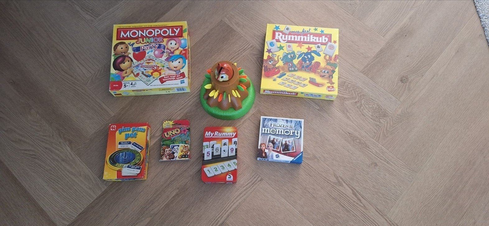 Set van 8 gezelschapsspellen incl monopoly + rummicup, Hobby en Vrije tijd, Ophalen of Verzenden