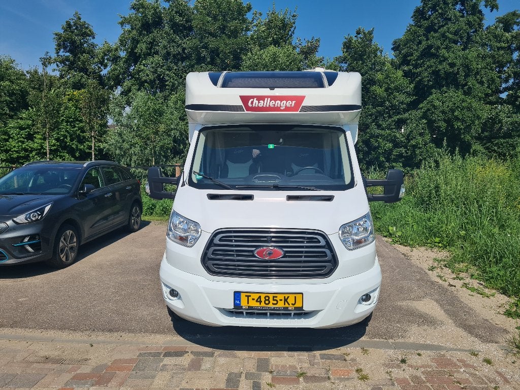Challenger Camper, Caravans en Kamperen, Automaat, Verwarmde buitenspiegels, Ford, Vloeistofverwarming