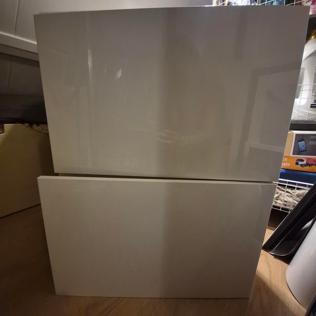 2 Ikea kastjes met deurtjes - 60x38x20 cm, Ophalen, Gebruikt