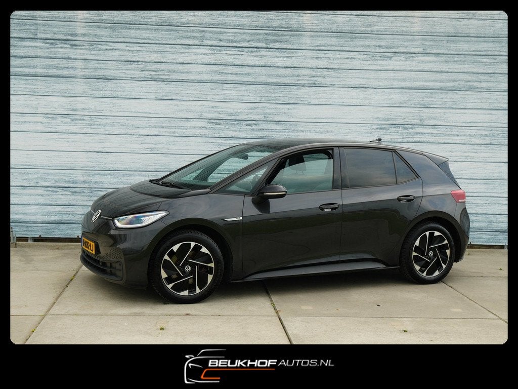 Volkswagen ID.3 58 kWh Panoramadak Adapt Cruise Soh 93.6%, Auto's, Volkswagen, Automaat, 966 min, Gebruikt, Zwart
