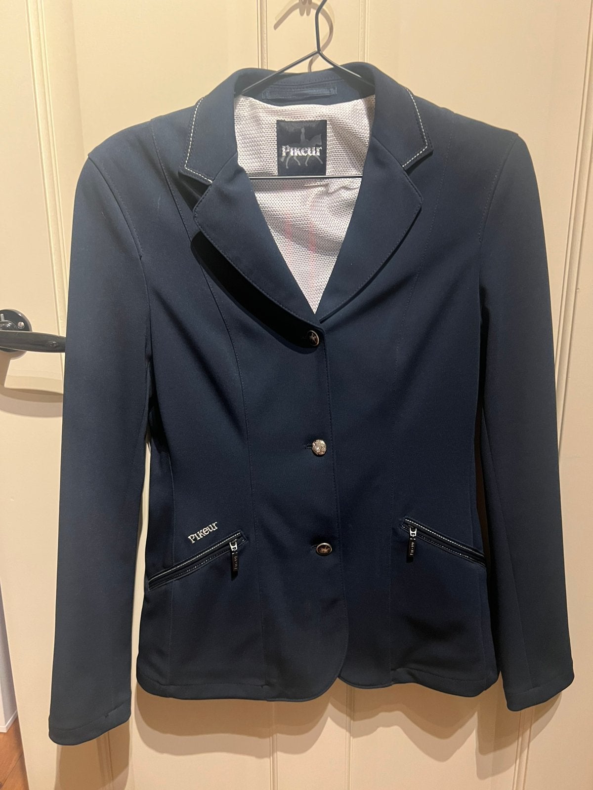 Paardrij wedstrijdjasje Pikeur, Kleding | Dames, Jasjes, Kostuums en Pakken, Ophalen of Verzenden, Zo goed als nieuw