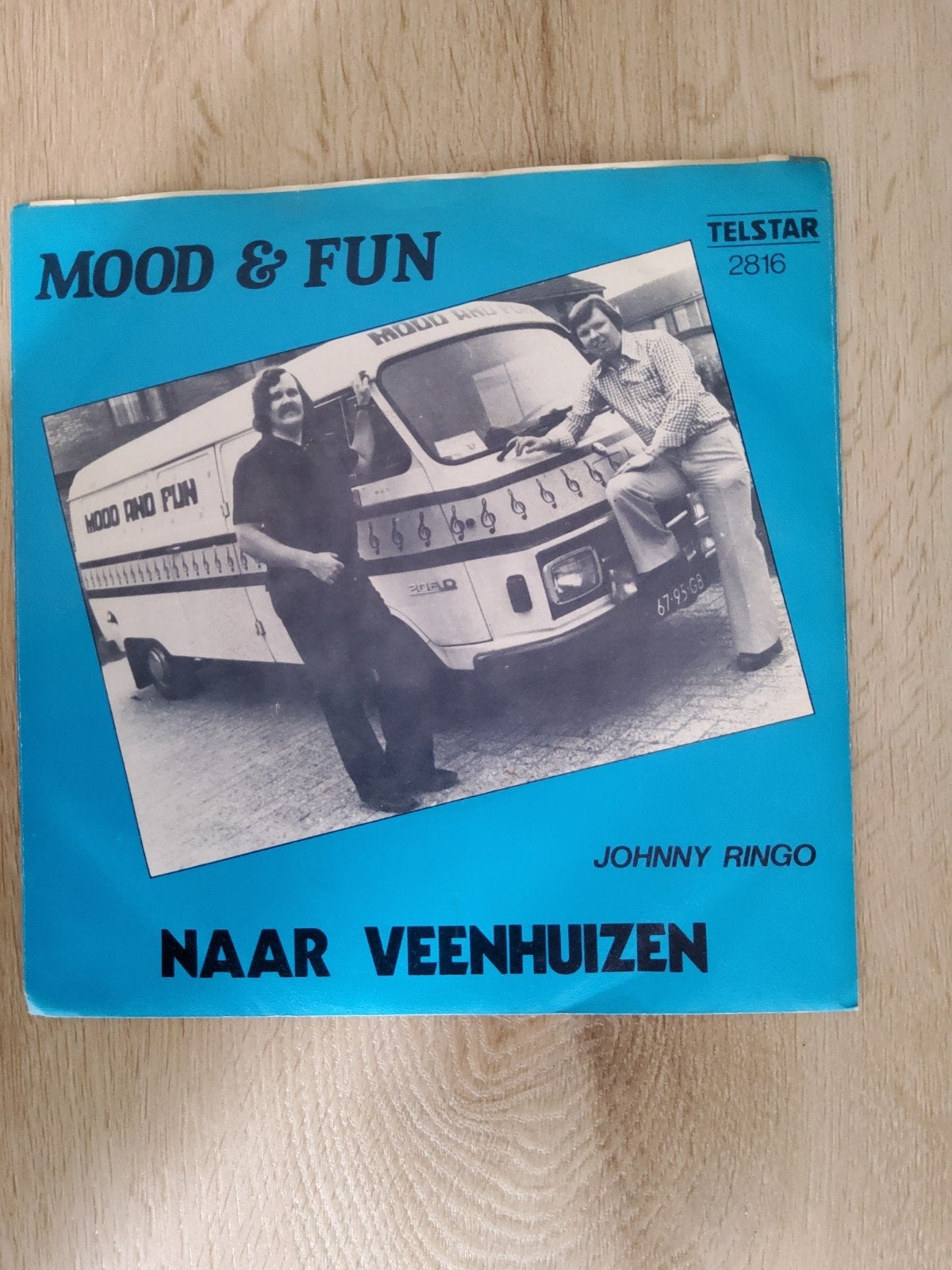 Naar Veenhuizen van Mood & Fun  1979, 7 inch, Zo goed als nieuw, Levenslied of Smartlap, Fotohoes