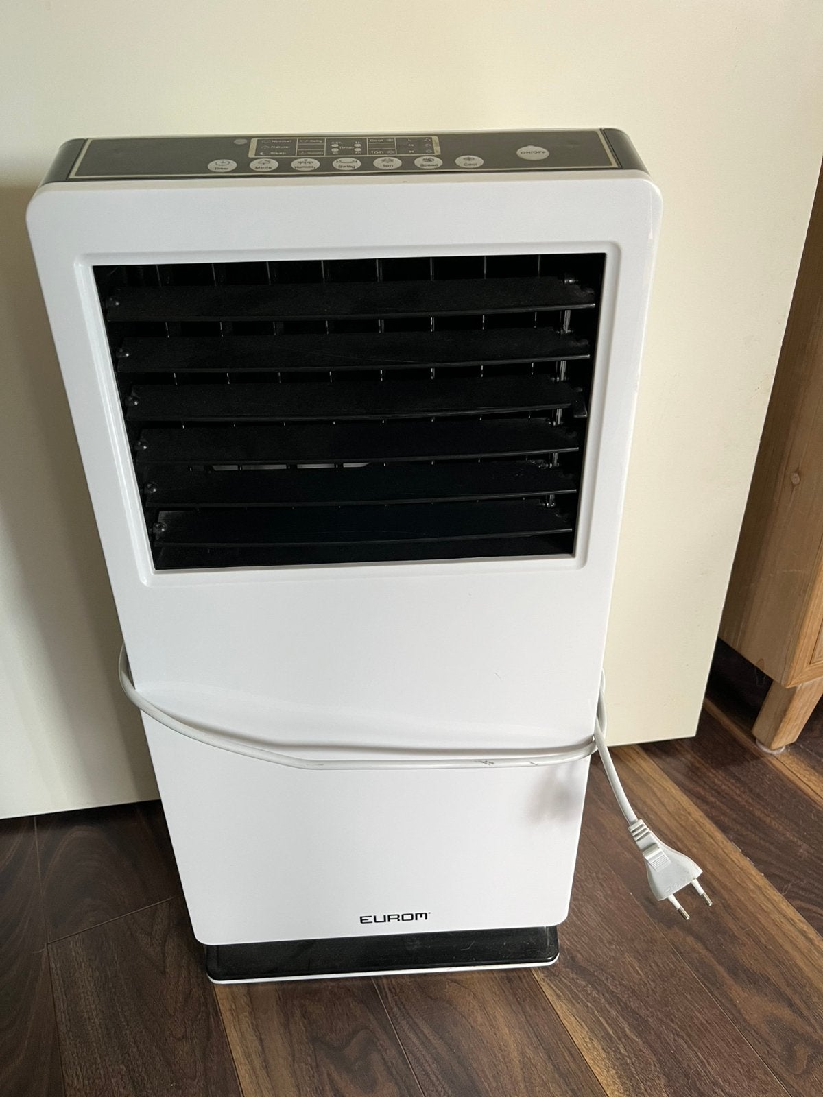 Mooie compacte aircooler Eurom, Witgoed en Apparatuur, Airco's, Ophalen, Gebruikt, Tafel- of Grondventilator, Minder dan 60 m³