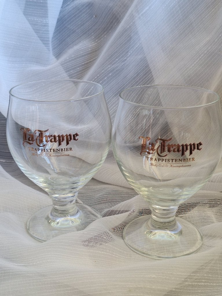 LA TRAPPE glazen, gouden logo 2 st. nr. 1, Ophalen of Verzenden, Zo goed als nieuw, Bierglas