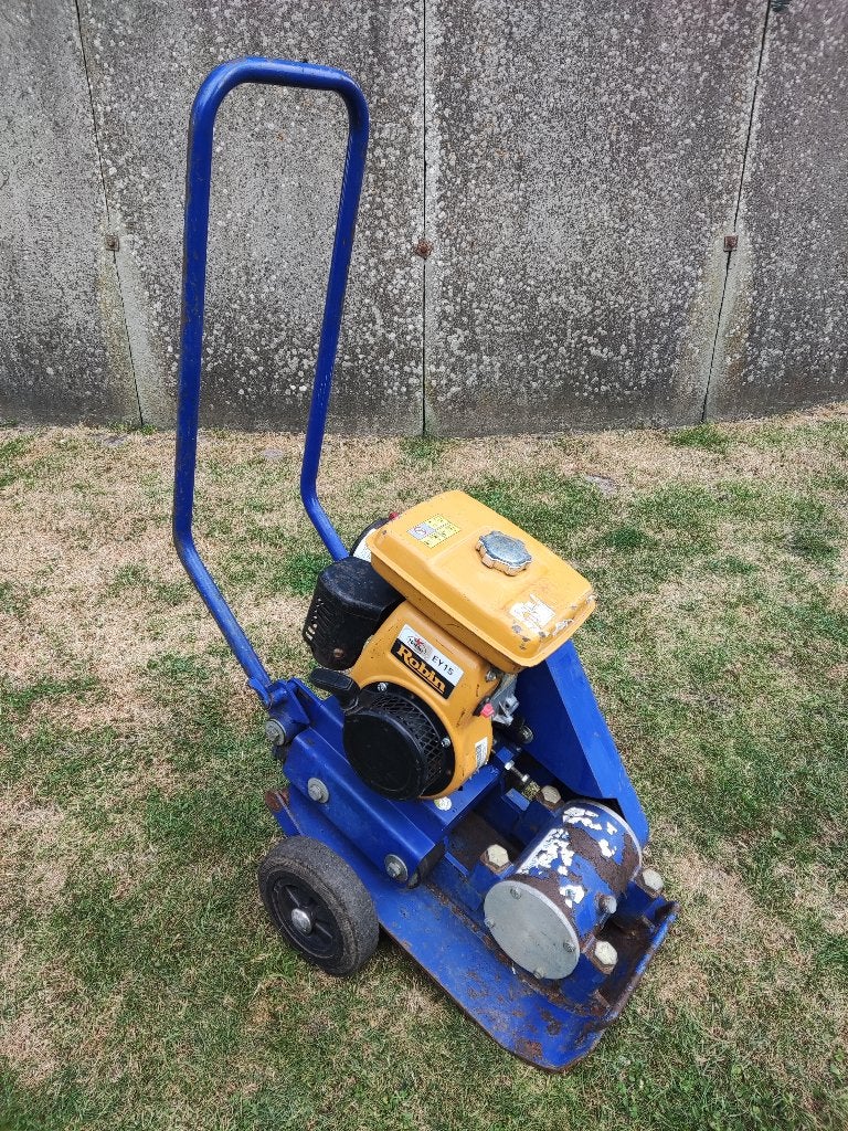 VANO trilplaat (Robin motor, 1,3 ton, 35 cm., wielstel), Ophalen, Gebruikt, Vano, Vano