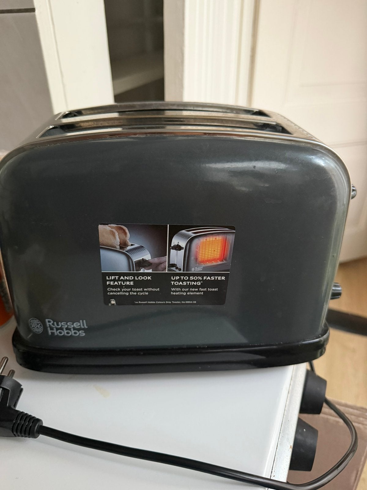 Russell Hobbs broodrooster, zwart, Witgoed en Apparatuur, Broodroosters, Ophalen, Zo goed als nieuw