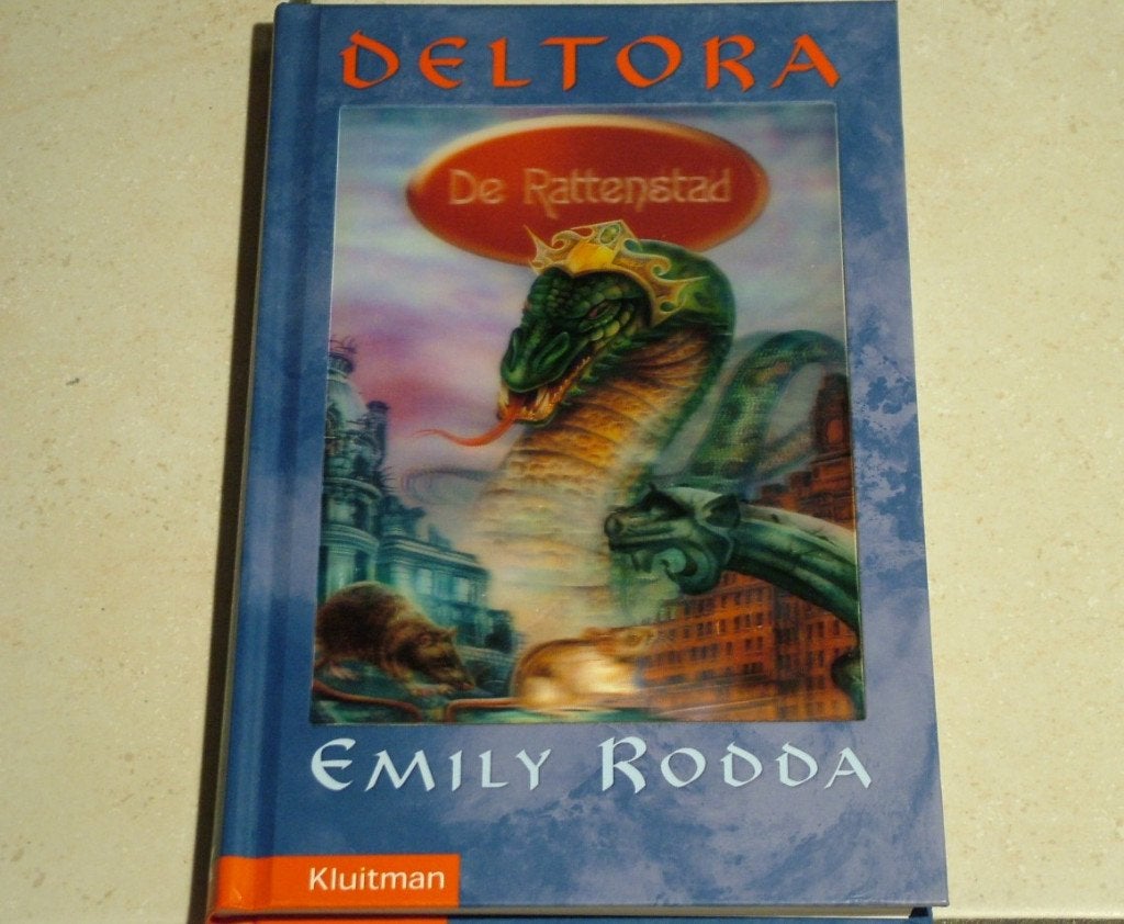 DELTORA De Rattenstad / Emily Rodda deel 3   , Boeken, Ophalen of Verzenden, Zo goed als nieuw