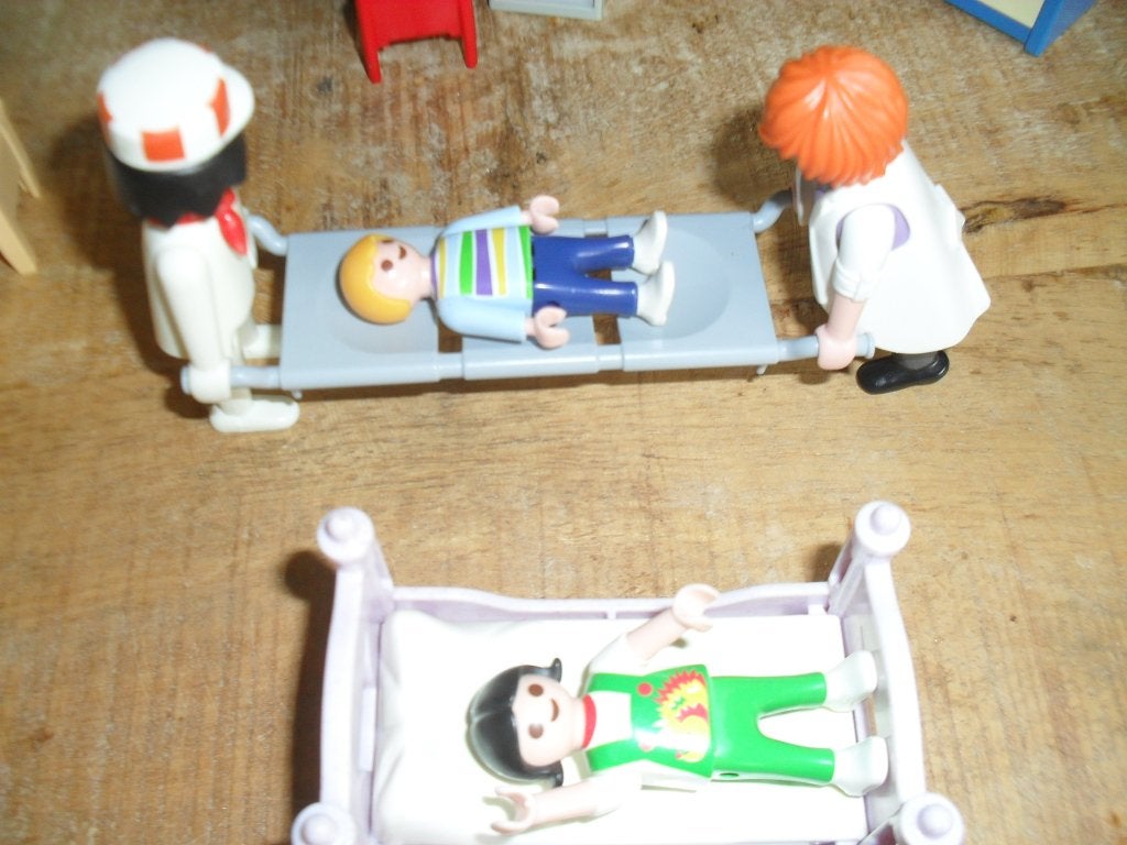 Playmobil weer thuis uit het ziekenhuis setje no 41, Kinderen en Baby's, Speelgoed | Playmobil, Ophalen of Verzenden, Zo goed als nieuw