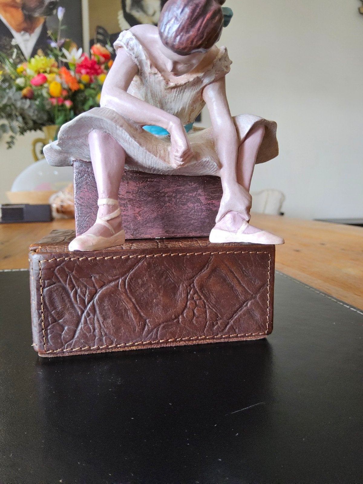 Degas ballerina beeldje van Parastone, Minder dan 20 cm, Ophalen of Verzenden, Op sokkel, Beeld