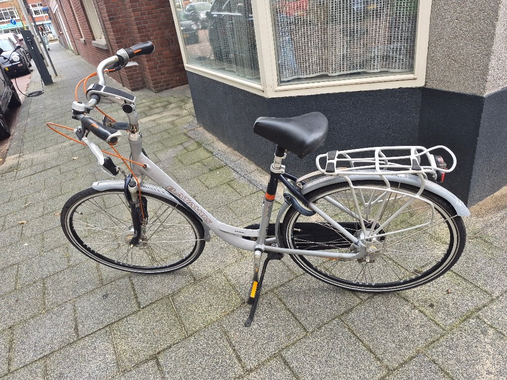 Zilvergrijze Batavus Weekend damesfiets 28 inch 48 cm:, Fietsen en Brommers, Ophalen, Gebruikt, 47 tot 50 cm, Versnellingen