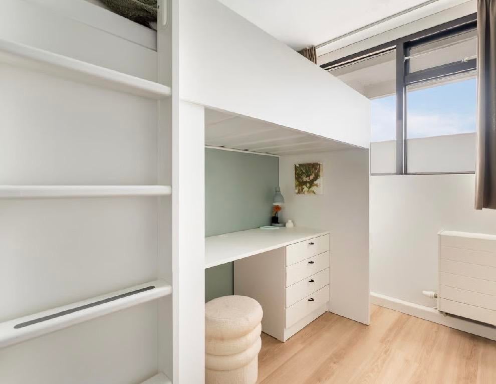 IKEA Smastad hoogslaper 90x200 met bureau en opbergruimte, Huis en Inrichting, Ophalen, Gebruikt, Eenpersoons, 200 cm