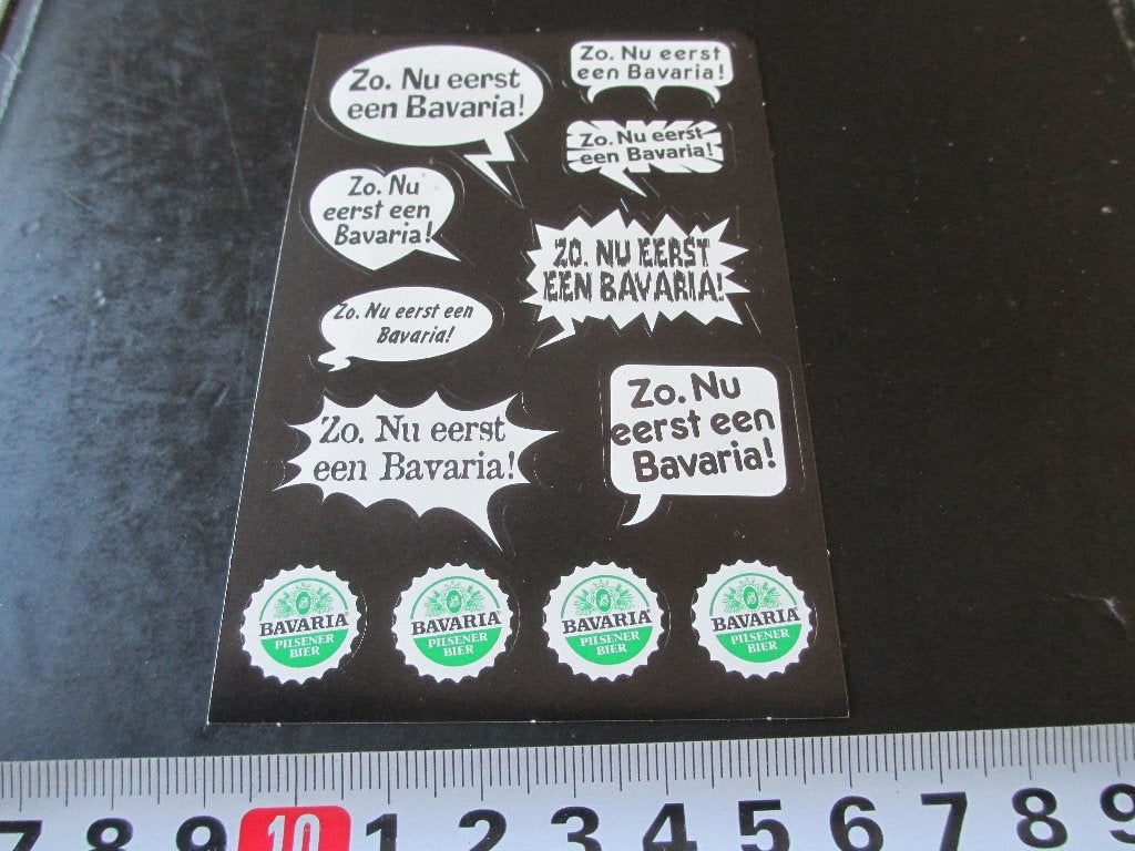 sticker BAVARIA pilsener bier set zo nu eerst een bavaria, Ophalen, Zo goed als nieuw