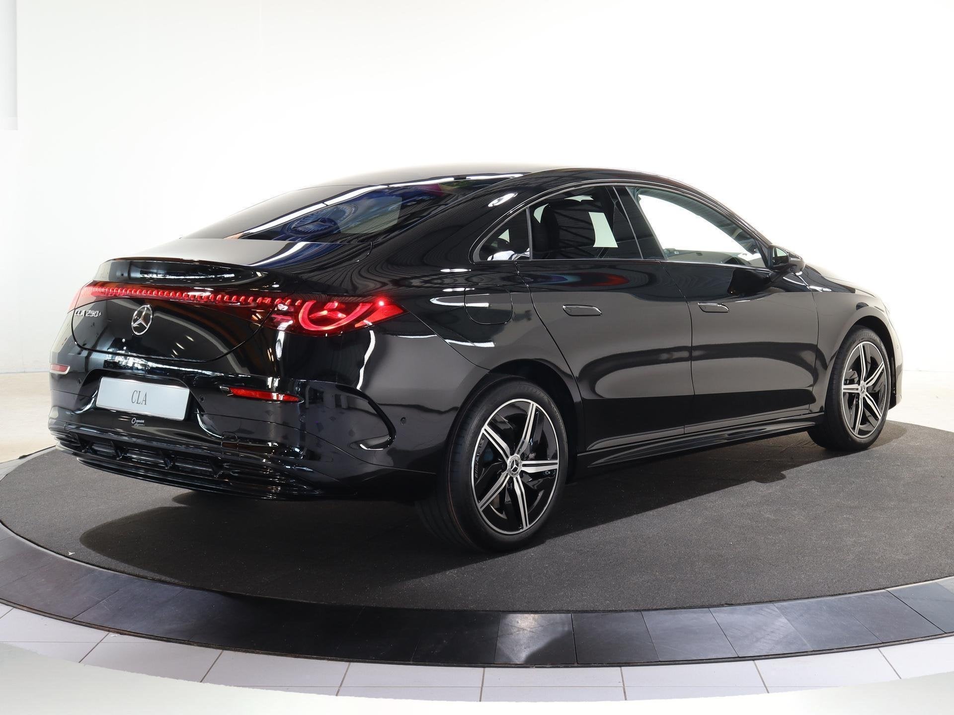 Mercedes-Benz CLA-Klasse 250+ Launch Edition 85.5 kWh | Nigh, Auto's, CLA, Achterwielaandrijving, Zwart, 743 km
