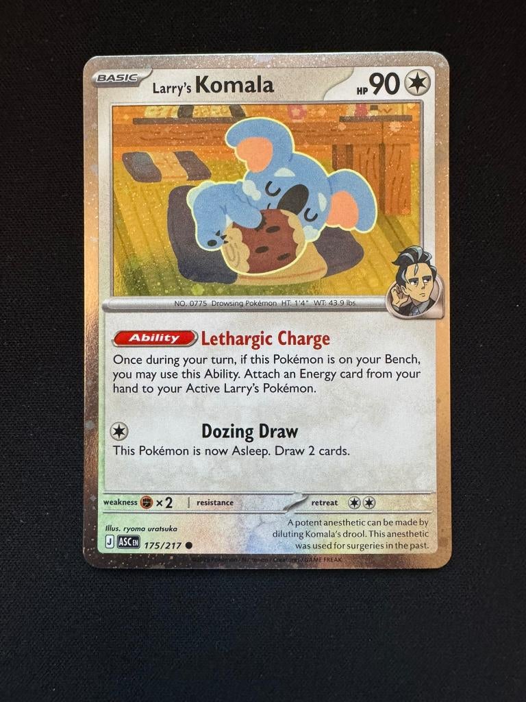 Larry's Komala (xASC 175) van Ascended Heroes Cosmos Holo, Hobby en Vrije tijd, Verzamelkaartspellen | Pokémon, Nieuw, Losse kaart