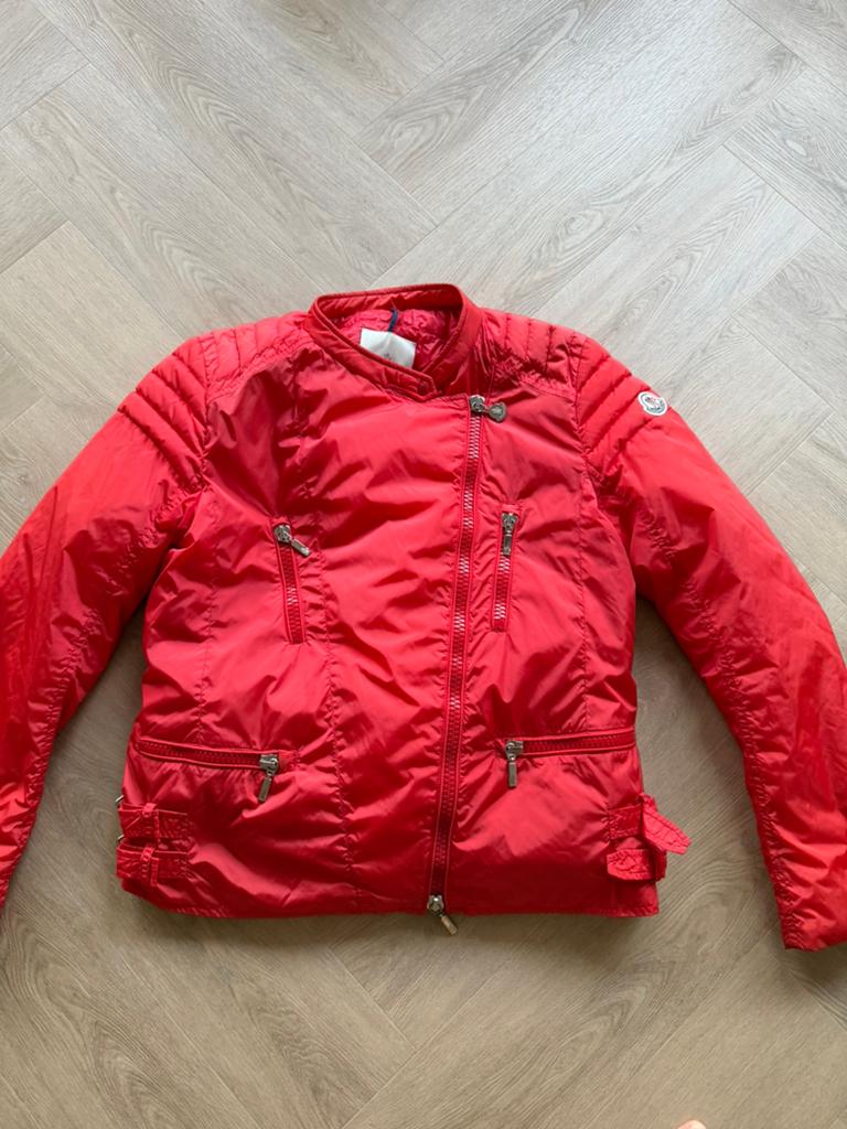 Moncler jas, Ophalen of Verzenden, Nieuw, Maat 42/44 (L), Rood