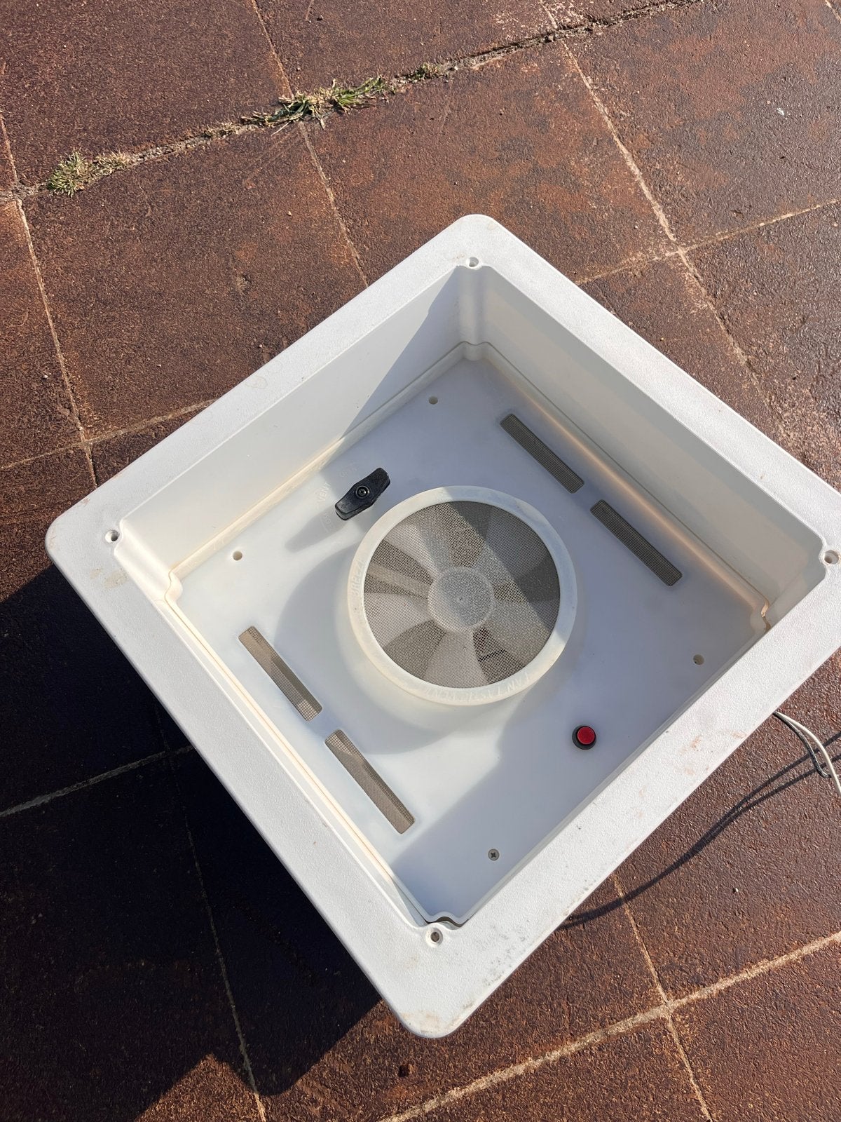 Dakventilator voor camper of caravan (niet stil), Ophalen of Verzenden, Gebruikt