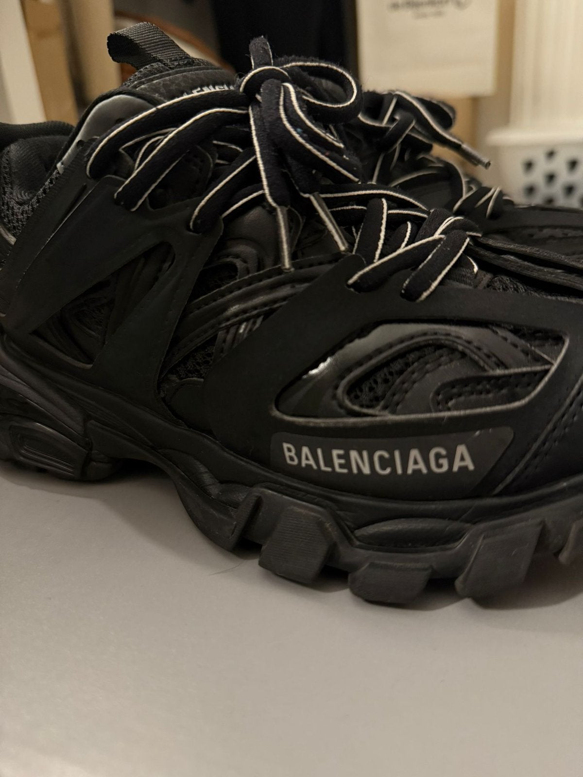 Balenciaga track zgan maat 36, Ophalen of Verzenden, Zo goed als nieuw, Zwart