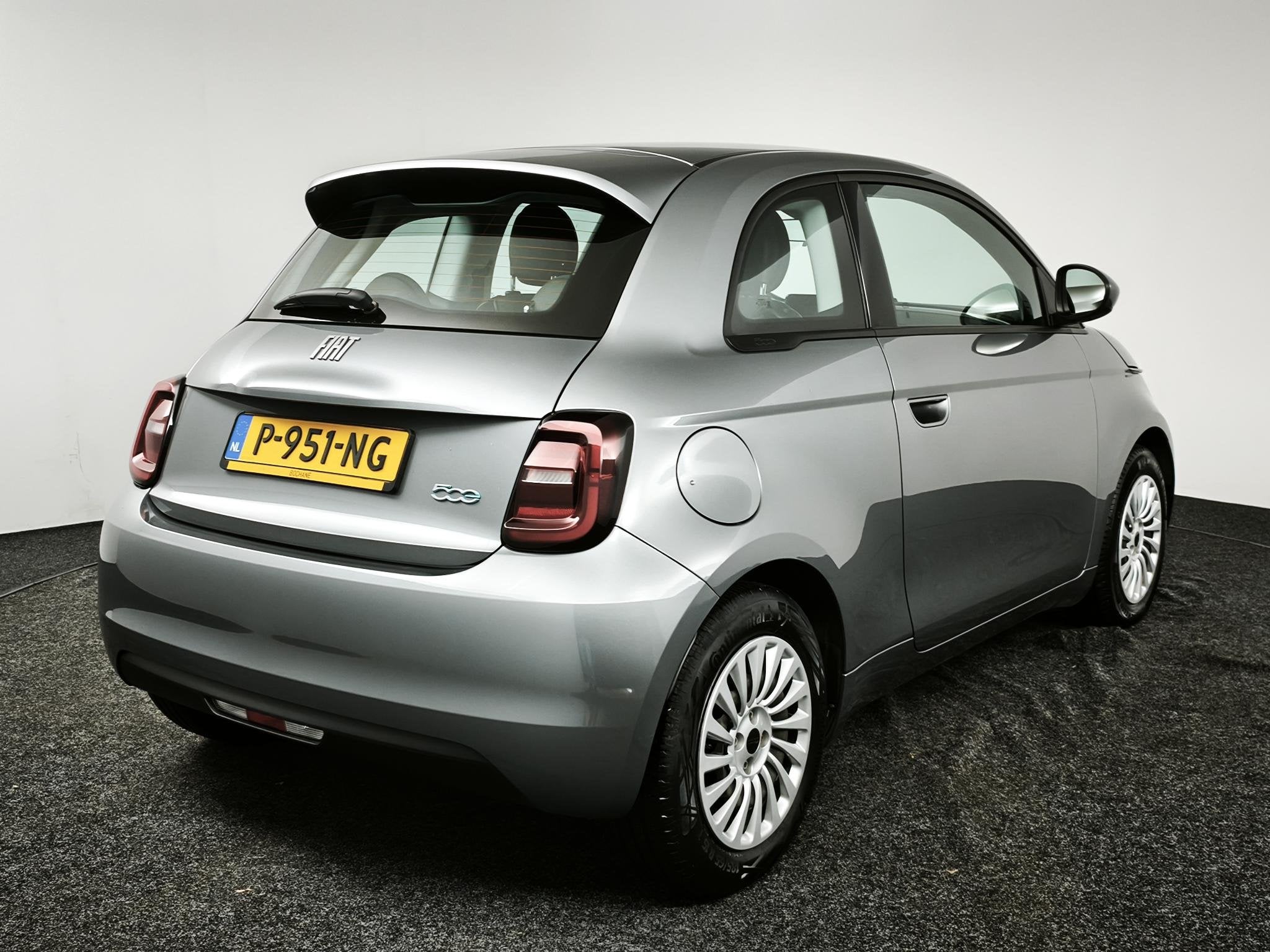 Fiat 500e Action 24 kWh | 94,9% SOH | LED | Airco | Apple Ca, Stof, Gebruikt, 95 pk, Met garantie (alle)