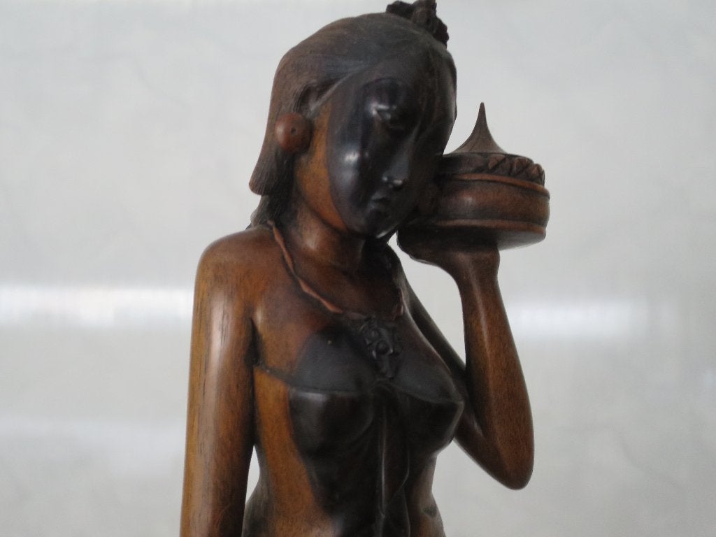 waardevol prachtig vrouw beeld uit hout gesneden 38 cm, Ophalen of Verzenden, Hout, Beeld