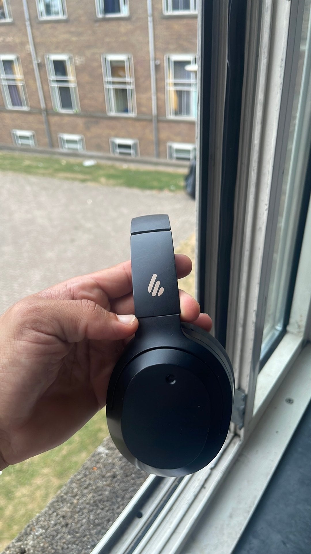 Edifier W820NB - Over-Ear Bluetooth ANC koptelefoon - Zwart, Ophalen of Verzenden, Zo goed als nieuw