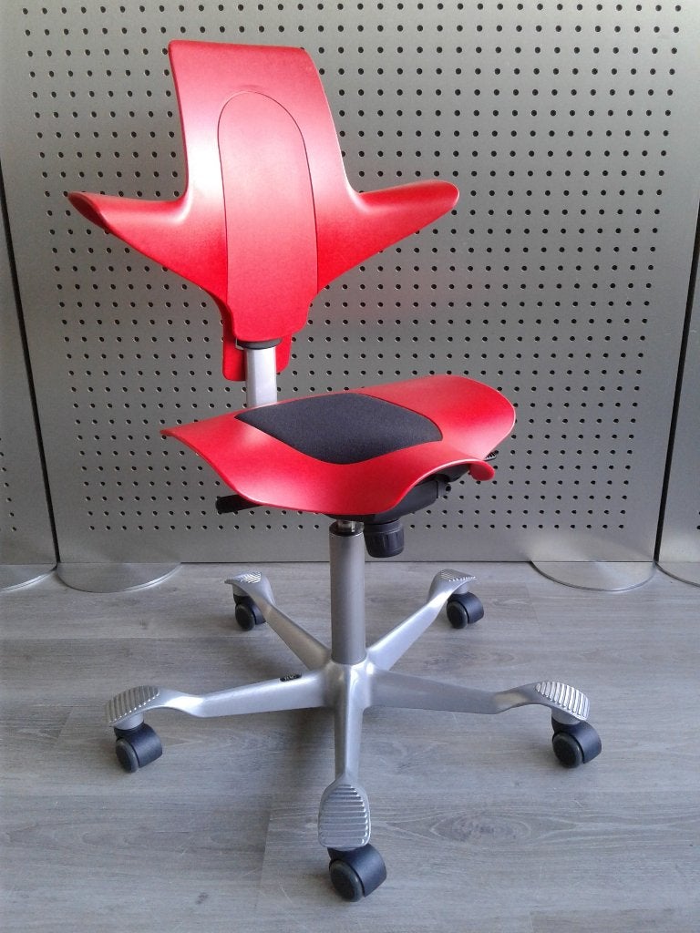 3x HAG Capisco Puls 8010 (Medium) (Rood/Zwart), Prachtig!, Huis en Inrichting, Bureaustoelen, https://www.flokk.com/nl/netherlands/hag