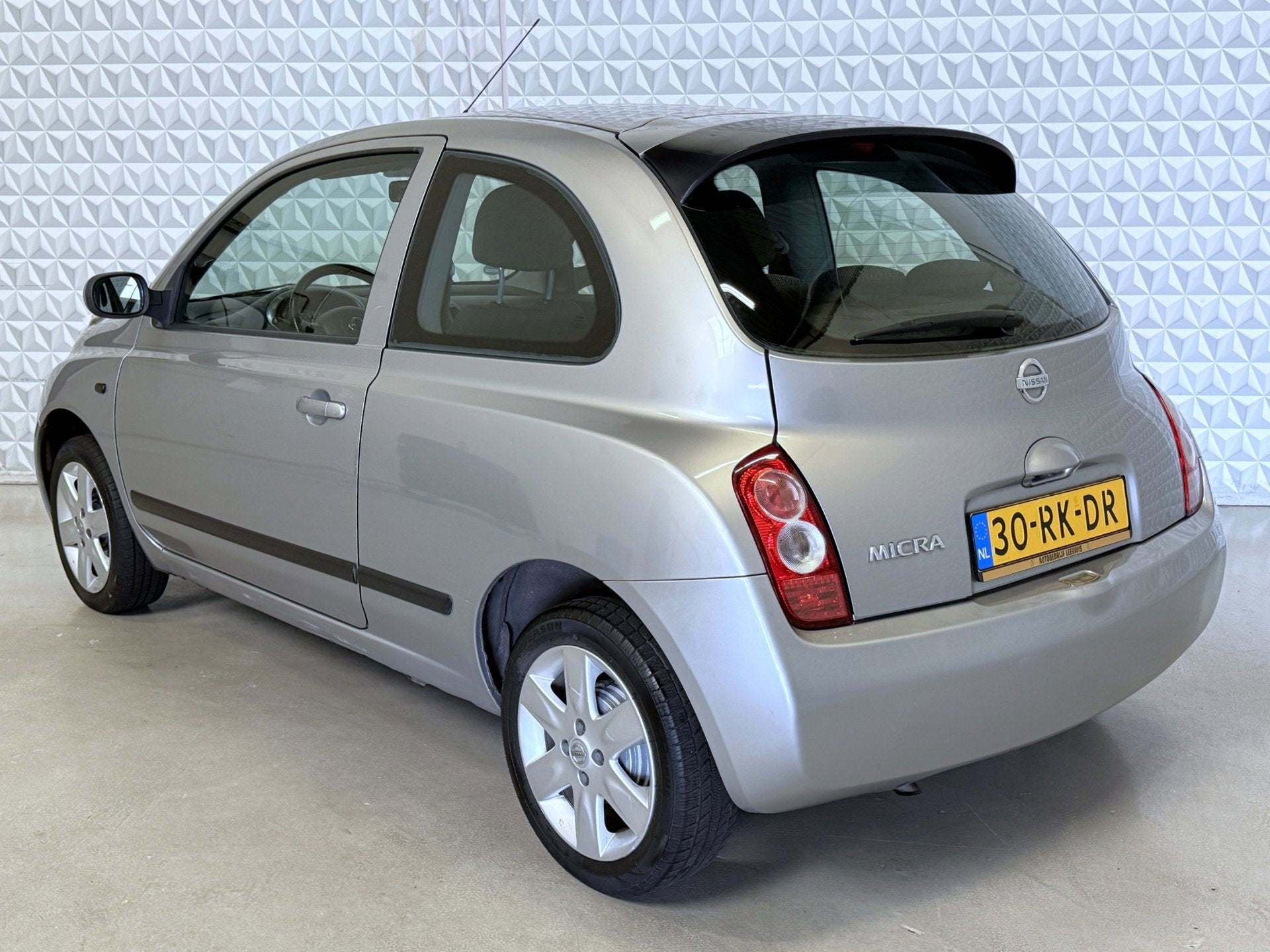 Nissan Micra 1.2 Forza AIRCO én APK tot 05-2027! 173.000km, Auto's, Voorwielaandrijving, Gebruikt, 31 €/maand, 4 cilinders
