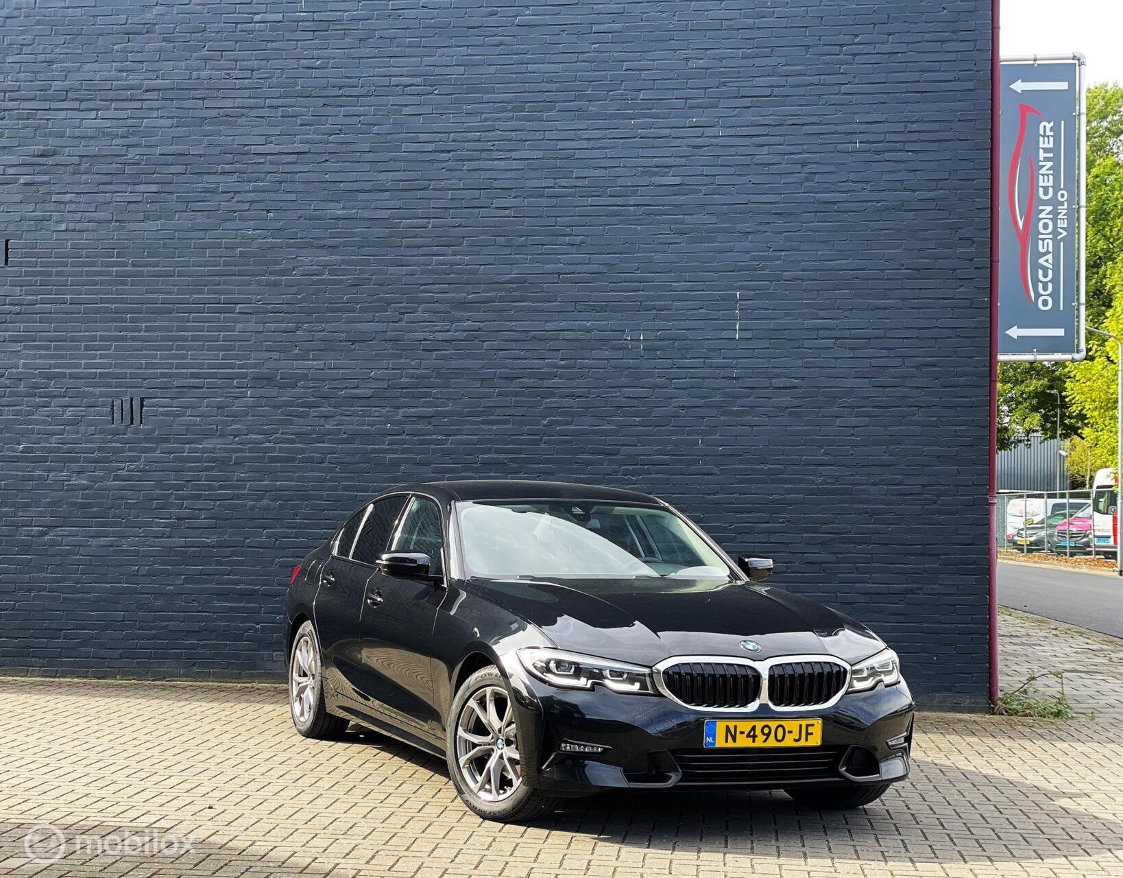 BMW 3-serie 318i High Executive 156 PK Automaat, Automaat, 1998 cc, Achterwielaandrijving, Gebruikt