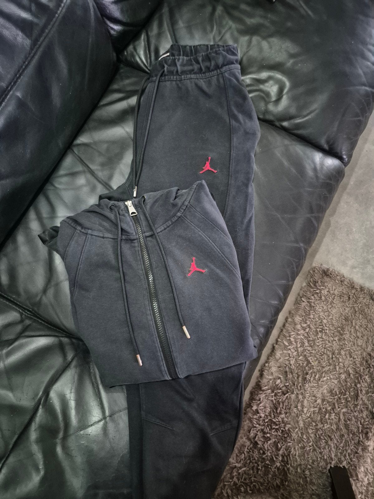 Nike Jordan trainingspak zwart maat M, Ophalen, Zwart, Zo goed als nieuw, Algemeen