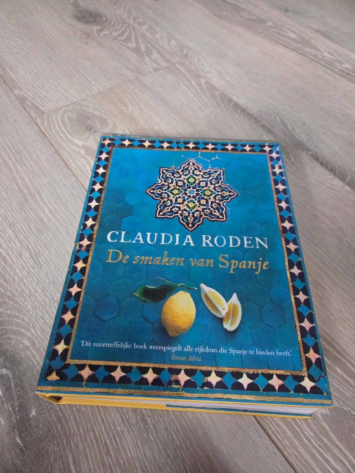 Claudia Roden - De smaken van Spanje, Boeken, Ophalen of Verzenden, Zo goed als nieuw, Spanje