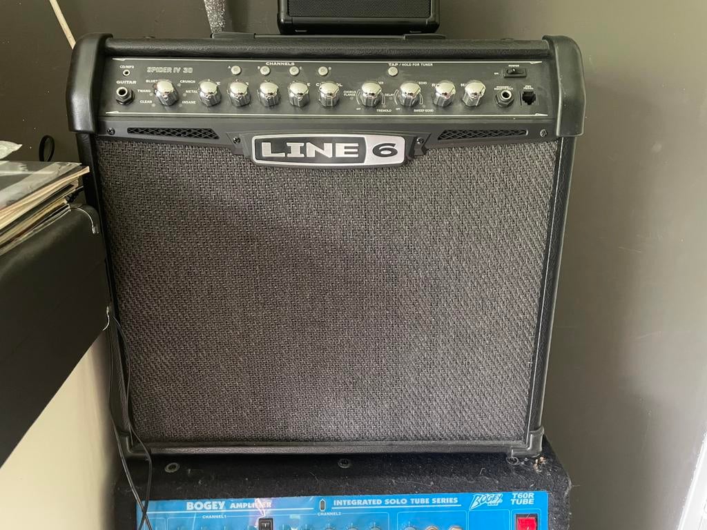 Line 6 spider IV 30 gitaar versterker, Ophalen, Zo goed als nieuw, Gitaar, Minder dan 50 watt