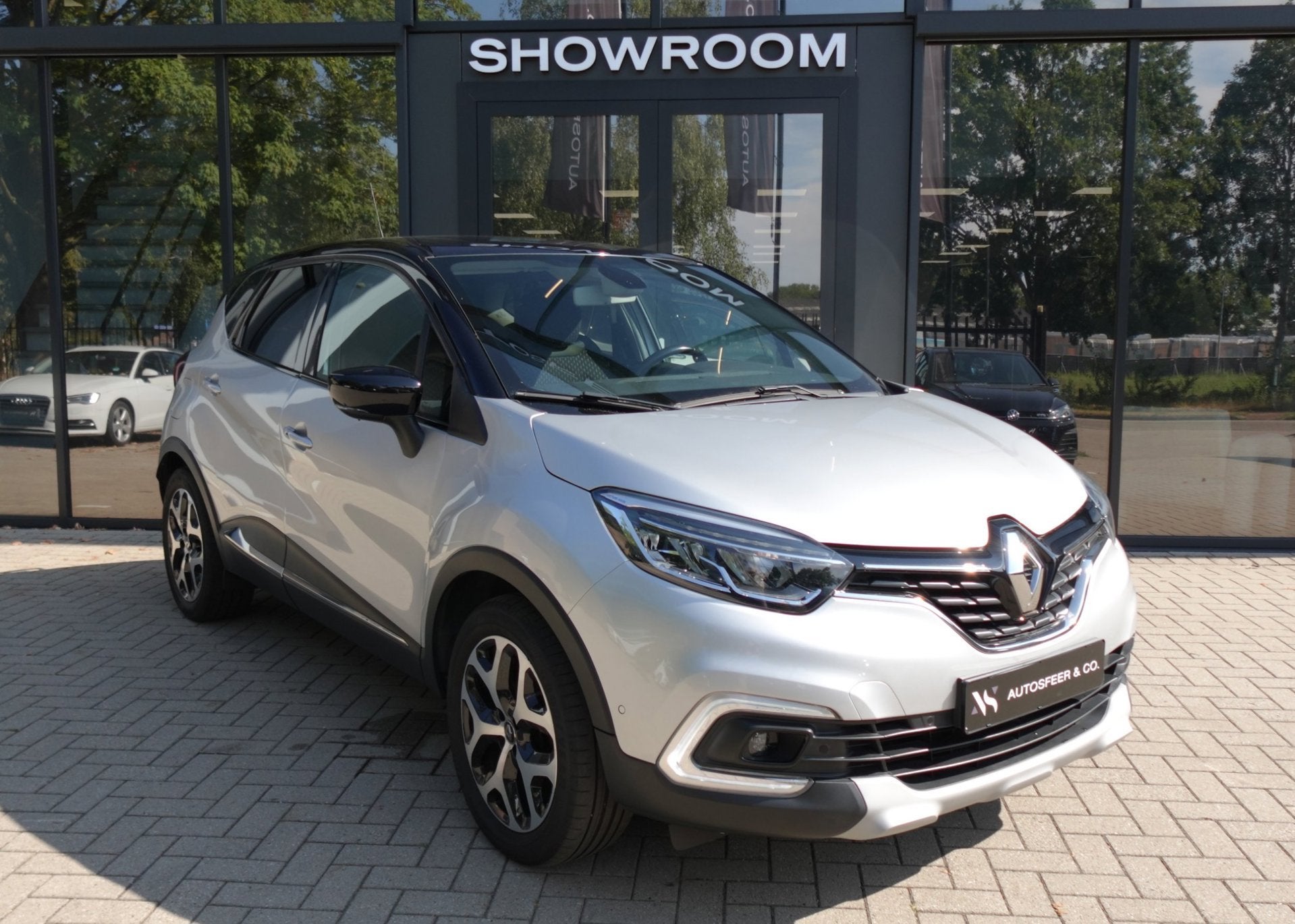 Renault Captur 0.9 TCe Intens CAM KEYLESS PDC NAVI, Auto's, Voorwielaandrijving, Gebruikt, Origineel Nederlands, Handgeschakeld