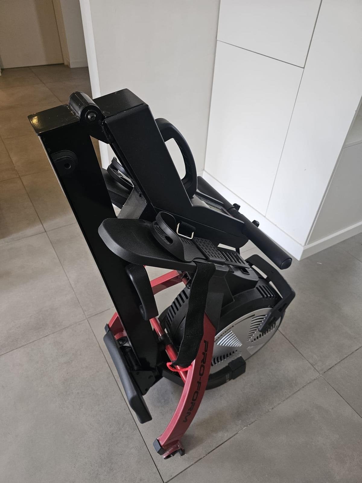 Proform R600 Roeitrainer - Zo goed als nieuw, Sport en Fitness, Ophalen, Armen, Zo goed als nieuw, Metaal