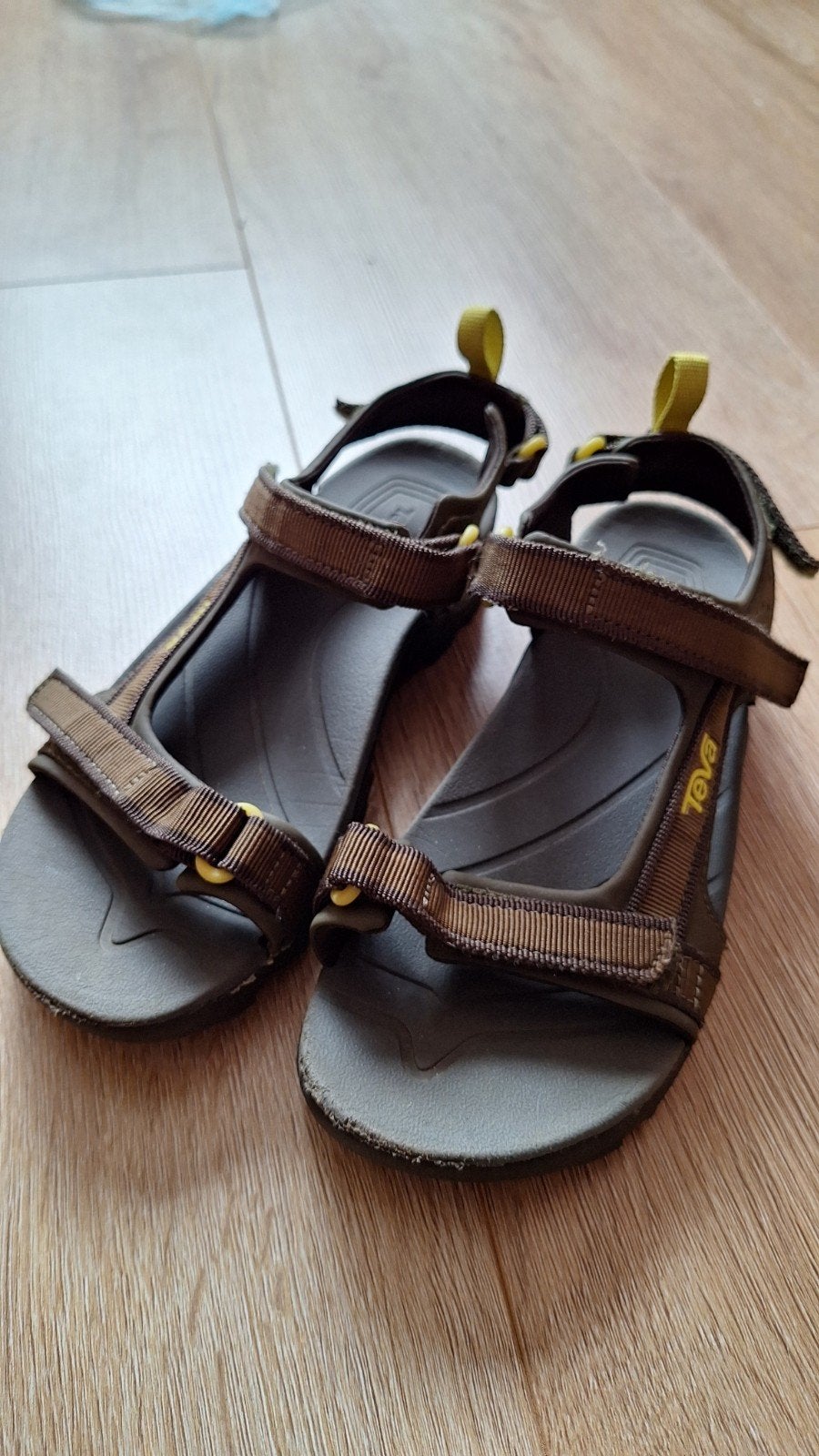 Mooie groene Teva's maat 36!, Overige typen, Zo goed als nieuw, Jongen, Teva