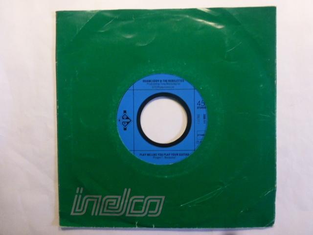 Duane Eddy & The Rebelettes. Play me like you play your guit, Ophalen of Verzenden, Gebruikt, 7 inch