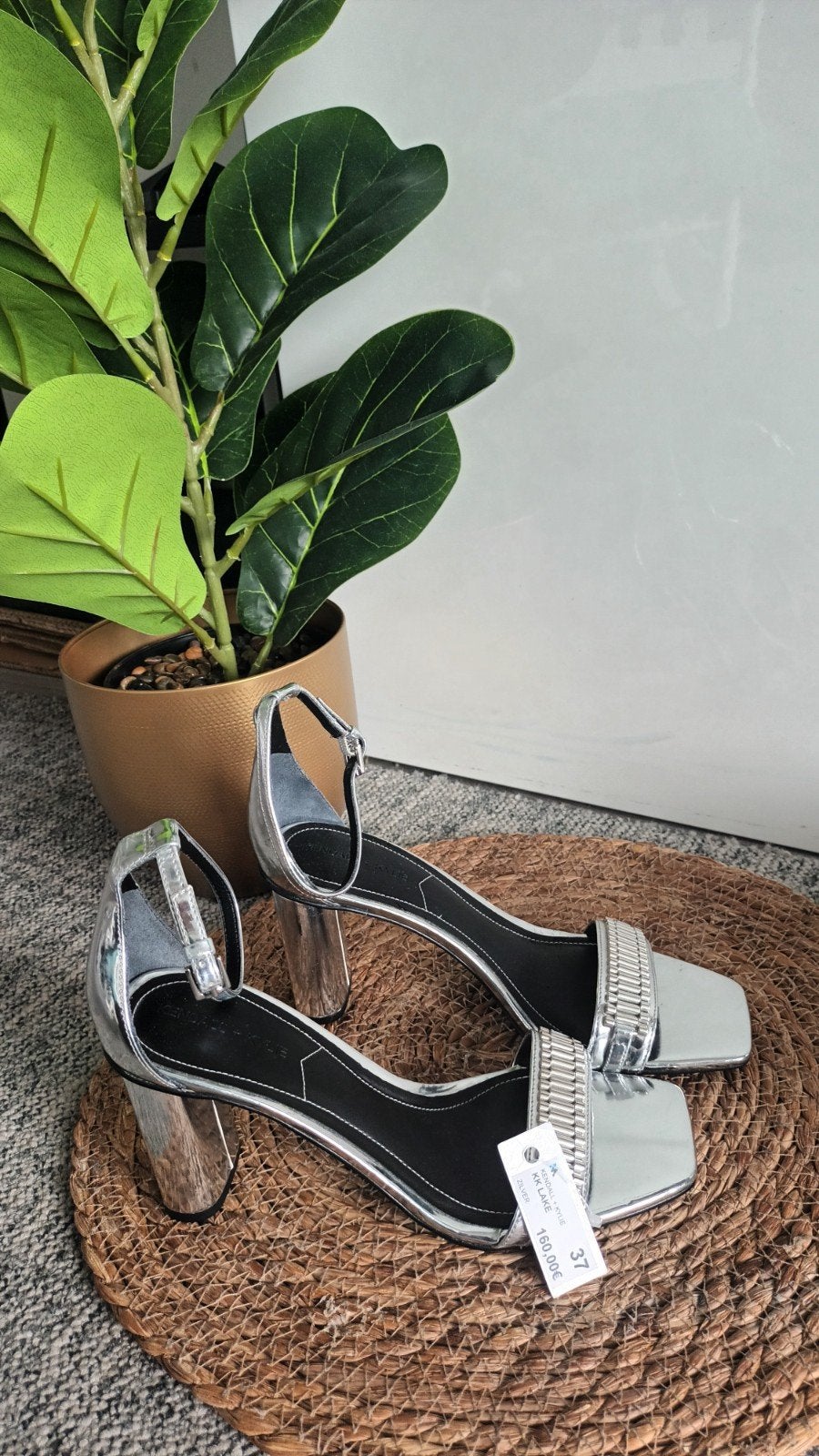 Kendall + Kylie Zilveren Sandalen Maat 37 nieuwe met prijska, Overige kleuren, Nieuw, Kendall + Kylie, Sandalen of Muiltjes