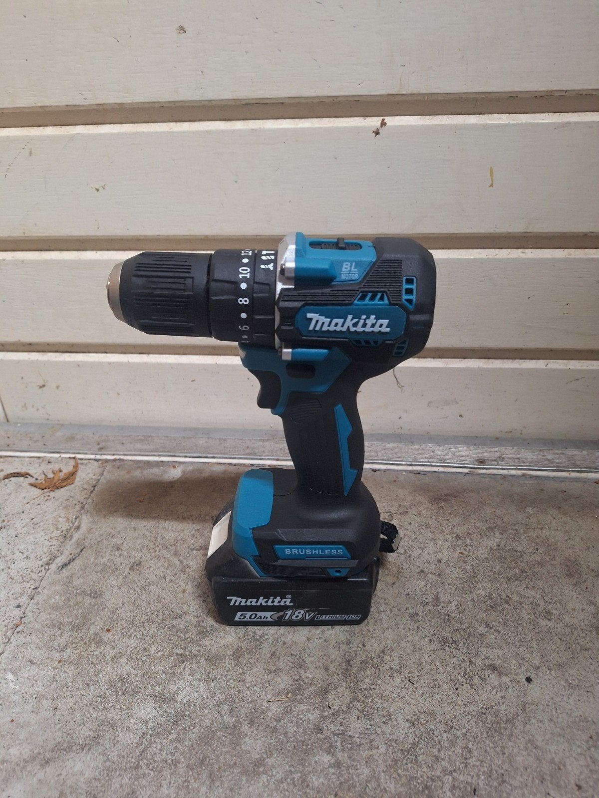 Makita 5ah 18v met klopboor DHP487 body, Ophalen of Verzenden, Nieuw, Boor- en Schroefmachine