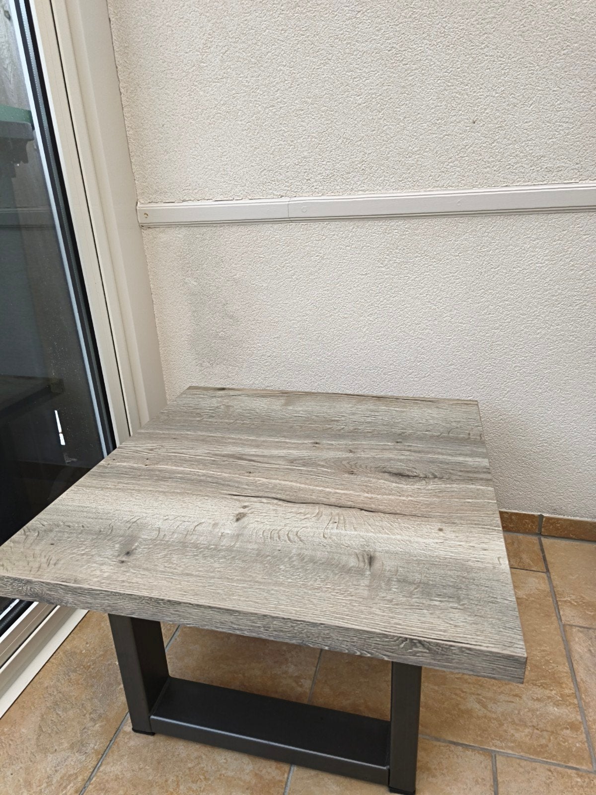 Salontafel/Bijzettafel met Houtlook Blad en Metalen Poten, Ophalen, Minder dan 45 cm, Modern, Industrieel, Vierkant
